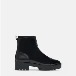 Zara ANKLE BOOTS WITH LUG SOLES